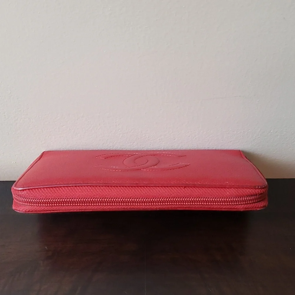 CHANEL TIMELESS CC ZIP AROUND CAVIAR LEATHER WALLET - Picture 5 of 11